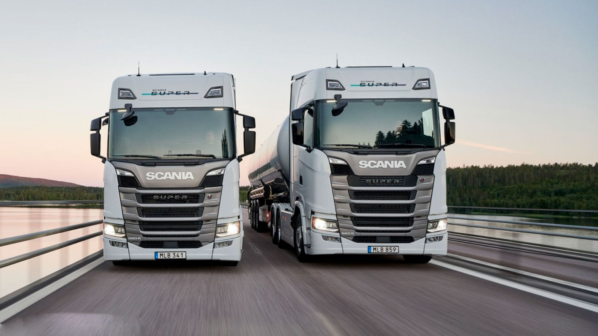 Tva Scanialastbilar Scania Komplett Med Nya SUPER Motorn